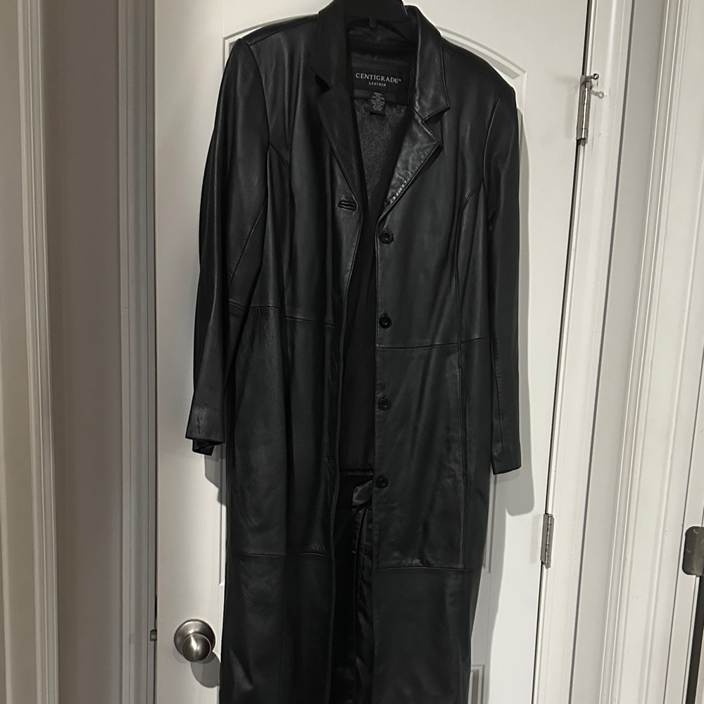 Centigrade Women's Sleek Black Leather Jacket